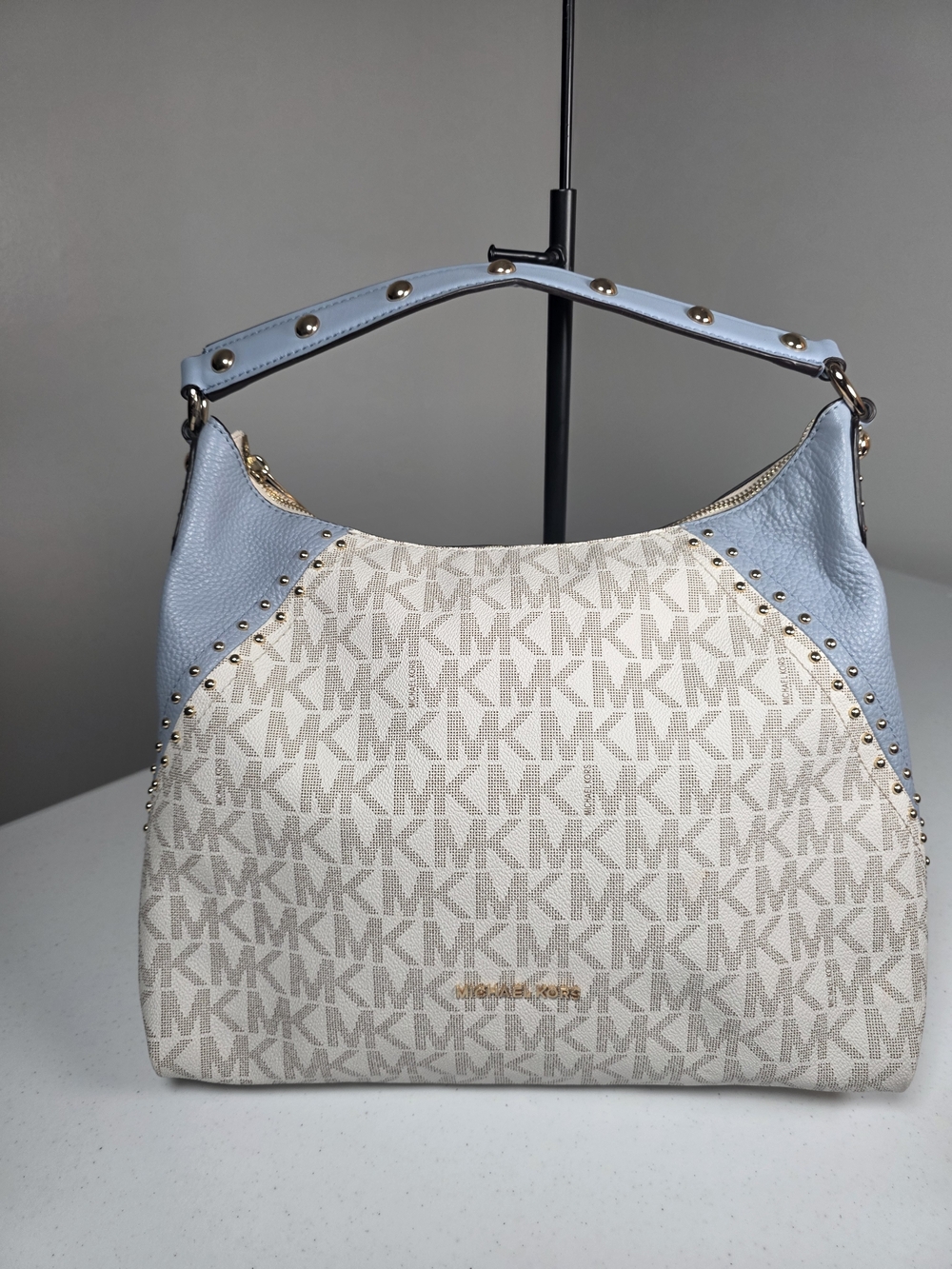 Michael Kors Aria Shoulder Bag